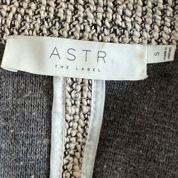 ASTR Cream Knit Cardigan Women’s Small - Picture 5 of 5